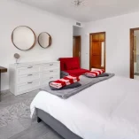 {{placeholder content='e3sgYnJpenlfZGNfaW1hZ2VfYWx0IH19' imageSrc='wp-e43c8a4aa5ebc64fc8e1468990614b79.webp'}}